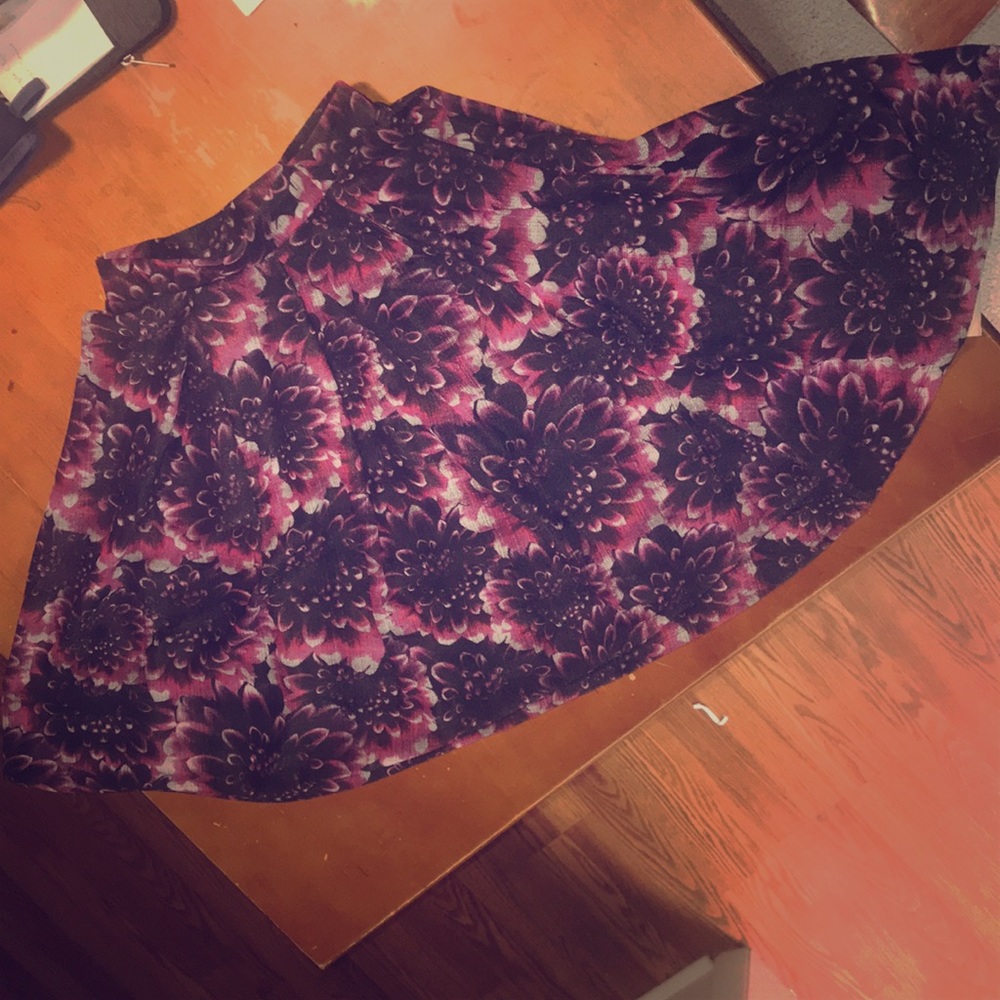 Floral Retro Skirt 🌸